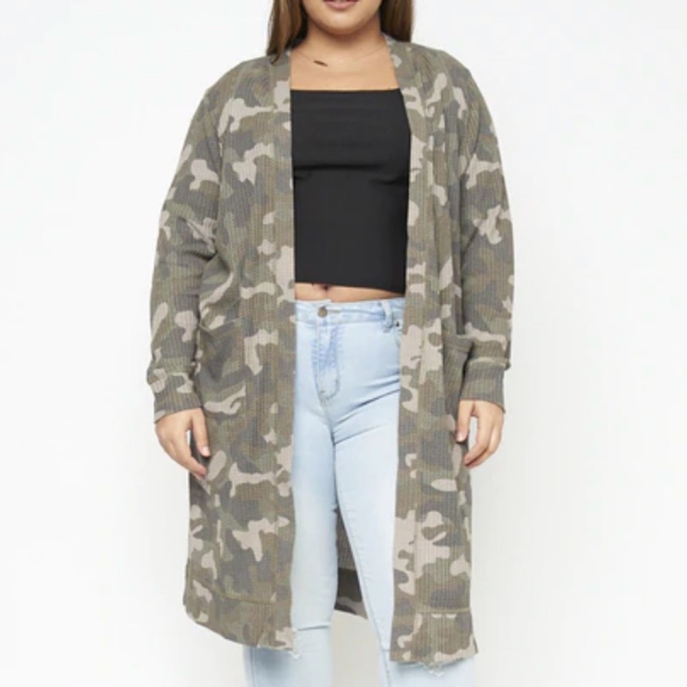 NEW PLUS Size Camo Waffle Knit Cardigan - Picture 2 of 8